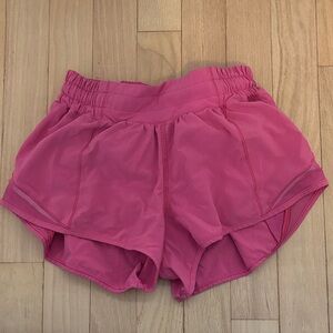 Women's lululemon hotty hot shorts 2.5”